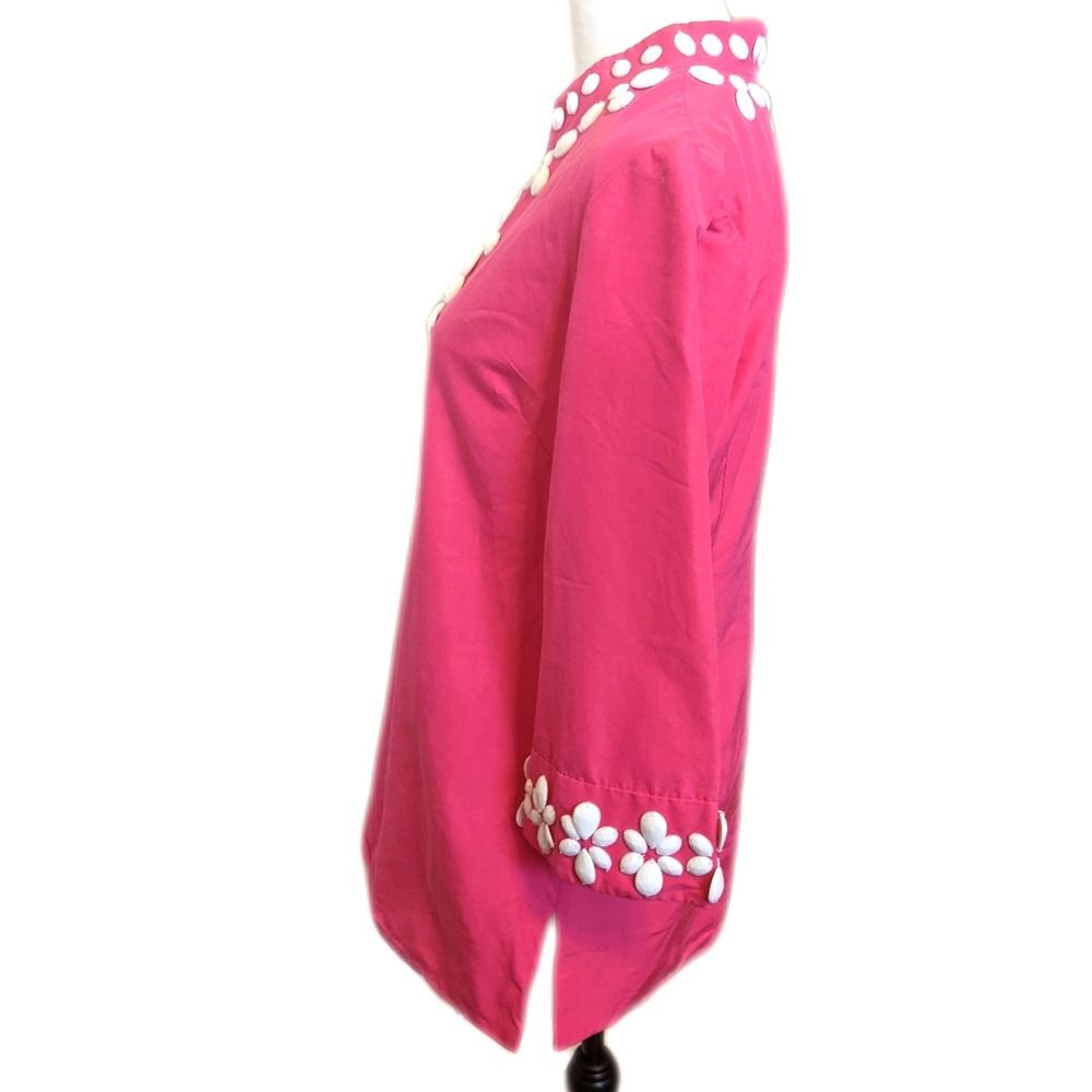 Lilly Pulitzer Newberry tunic top in lipstick 🩷 pink, beaded, v-neck, size 6 - Picture 2 of 9